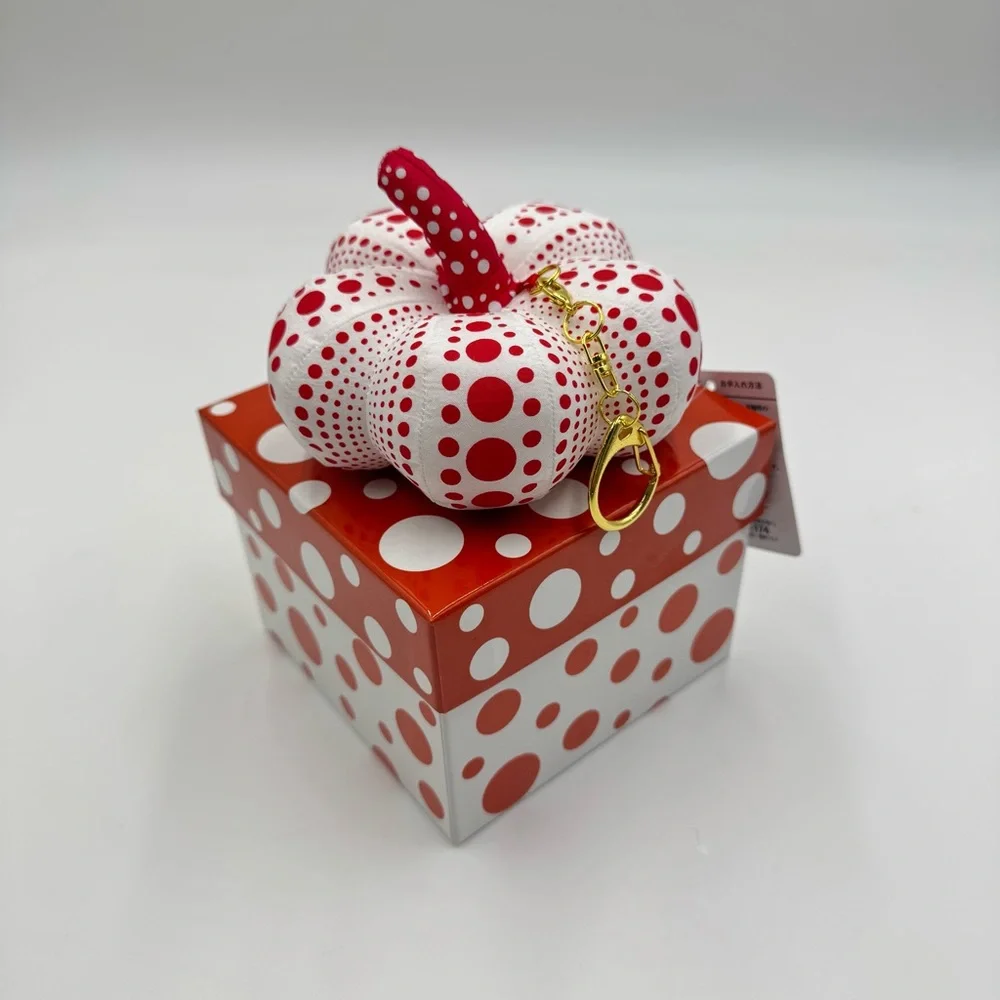Yayoi Kusama Pumpkin Plush Keychain - Picture 1 of 4